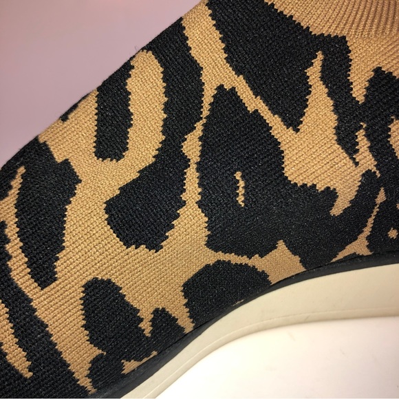 Sz 9 Louise et Cie Leopard Print Lo Breyson Sock Sneaker - Picture 14 of 17